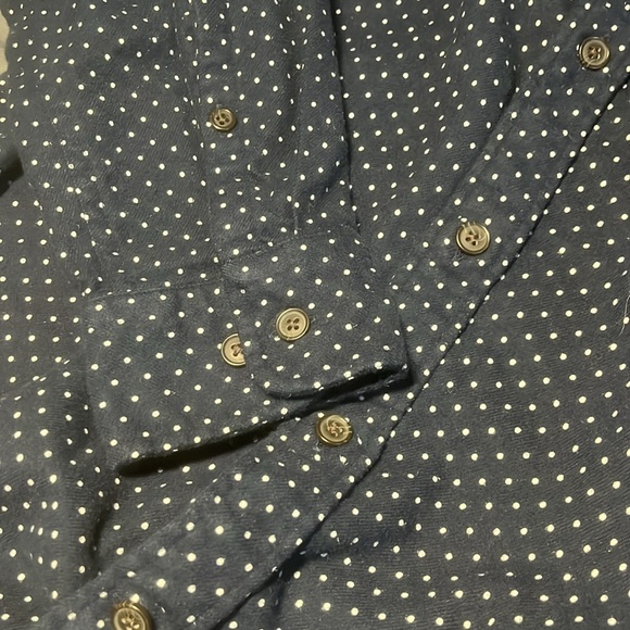 Lands’ End long sleeve soft button up - Picture 3 of 5